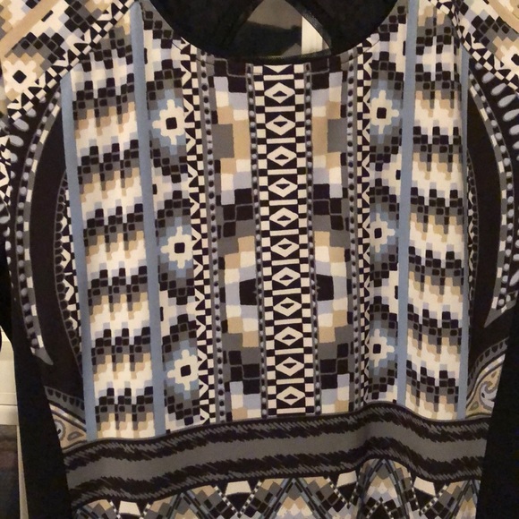 Long sleeve dress - Picture 4 of 9